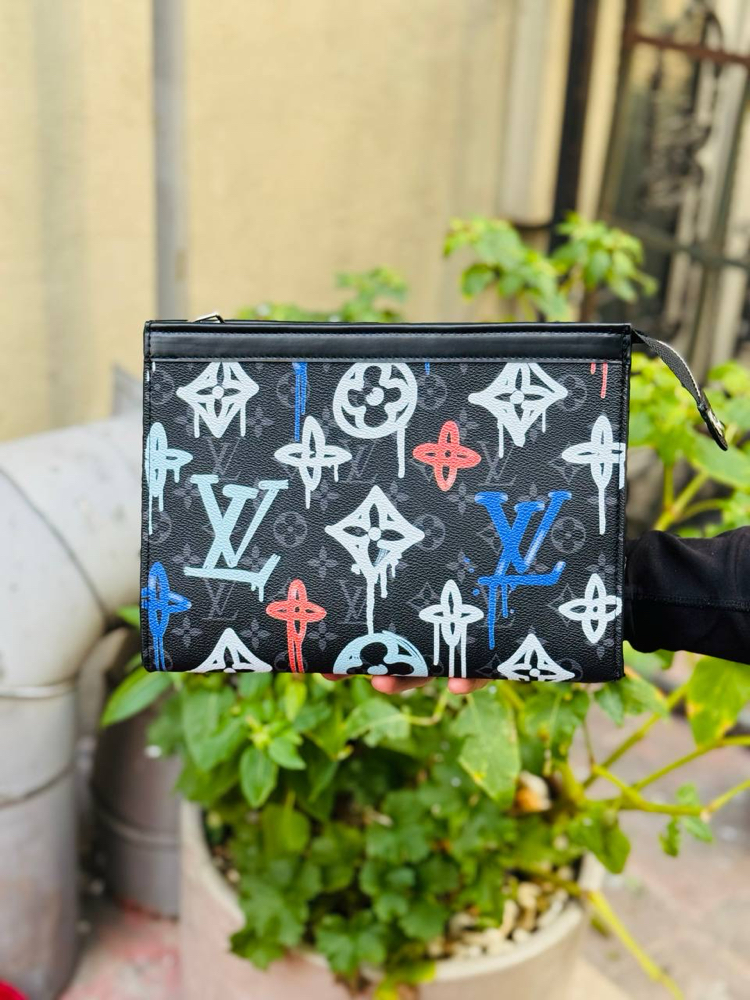 Lv clutch