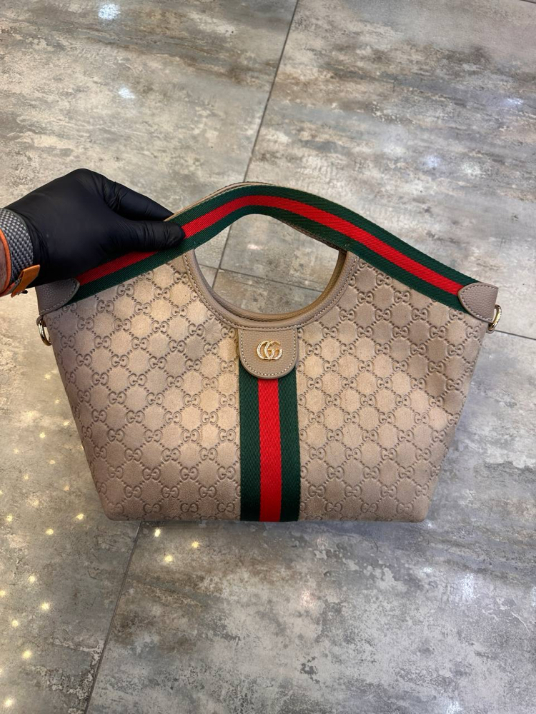 Gucci süet