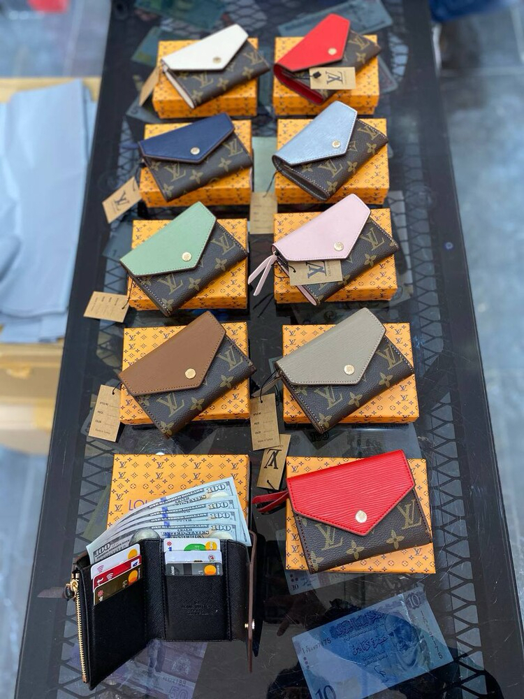 Lv minik zarflı cüzdan
