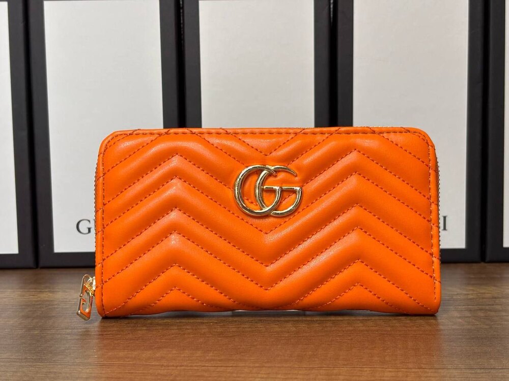 Gucci cüzdan