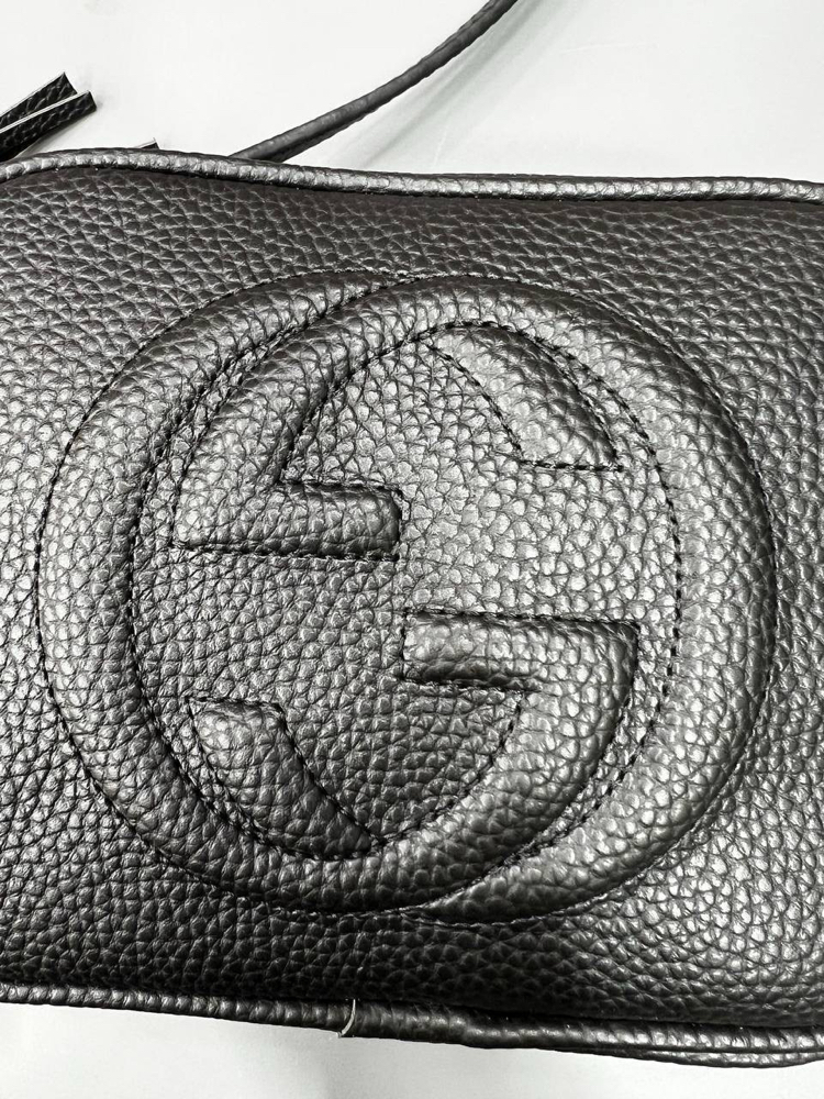 Gucci interlocking