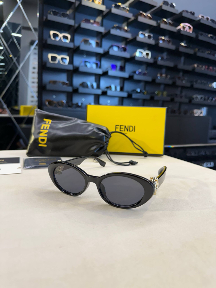 Fendi gözlük