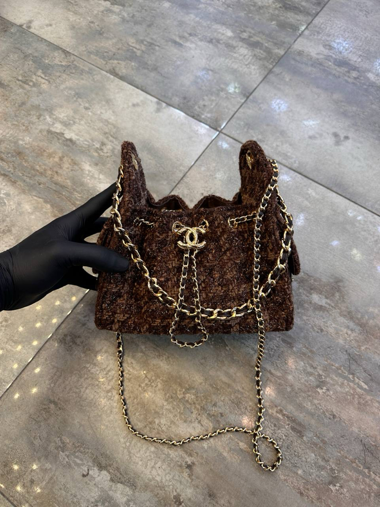 Chanel mini tuvit