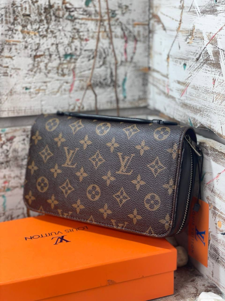Lv men bag