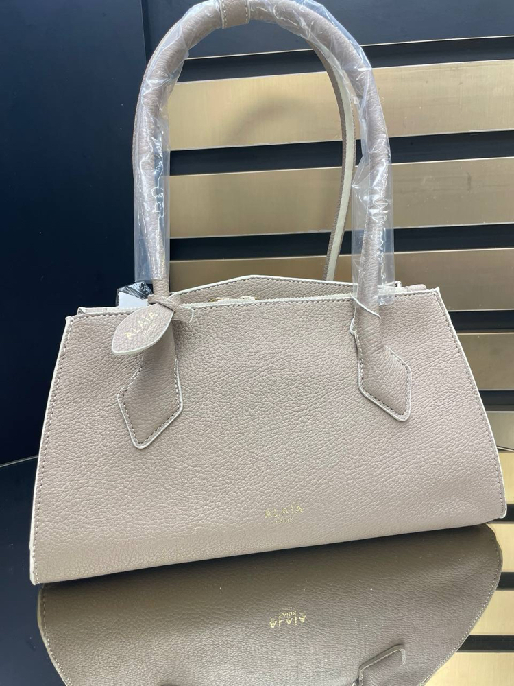Alaia 