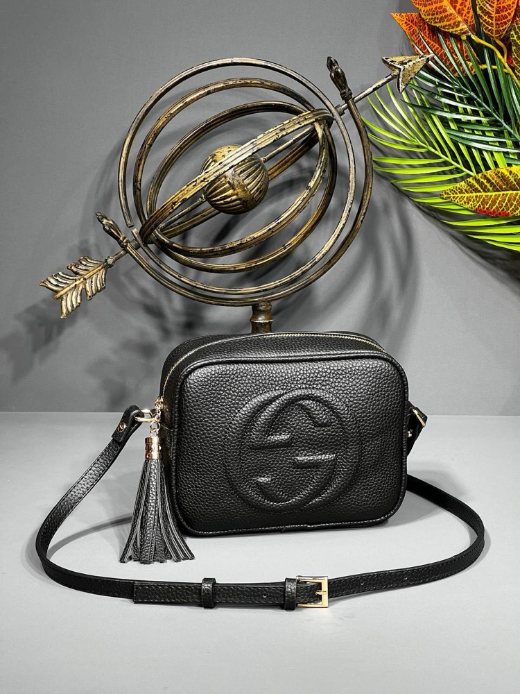 Gucci interlocking