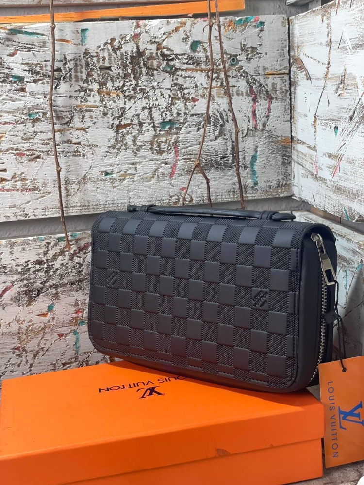 Lv men bag