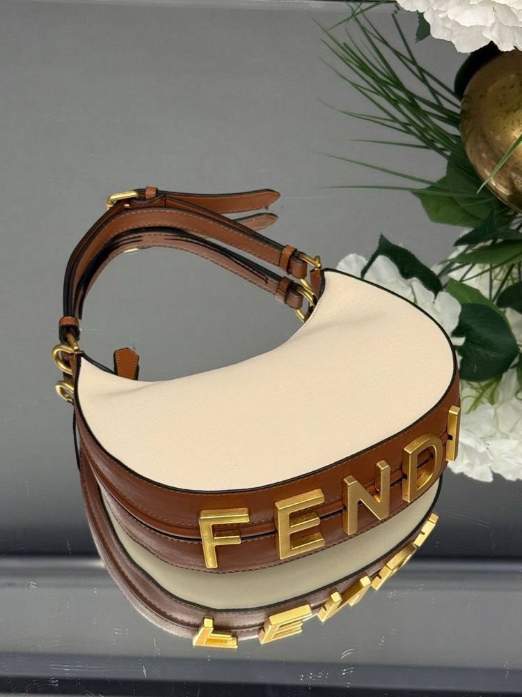 FENDİ fendigraphy