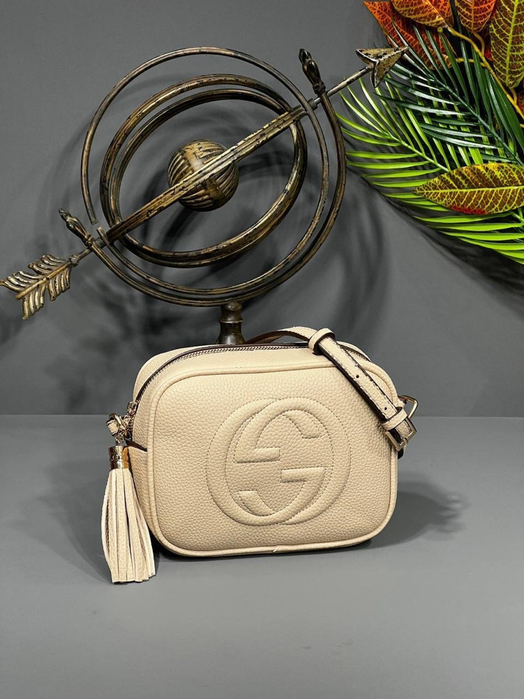 Gucci interlocking