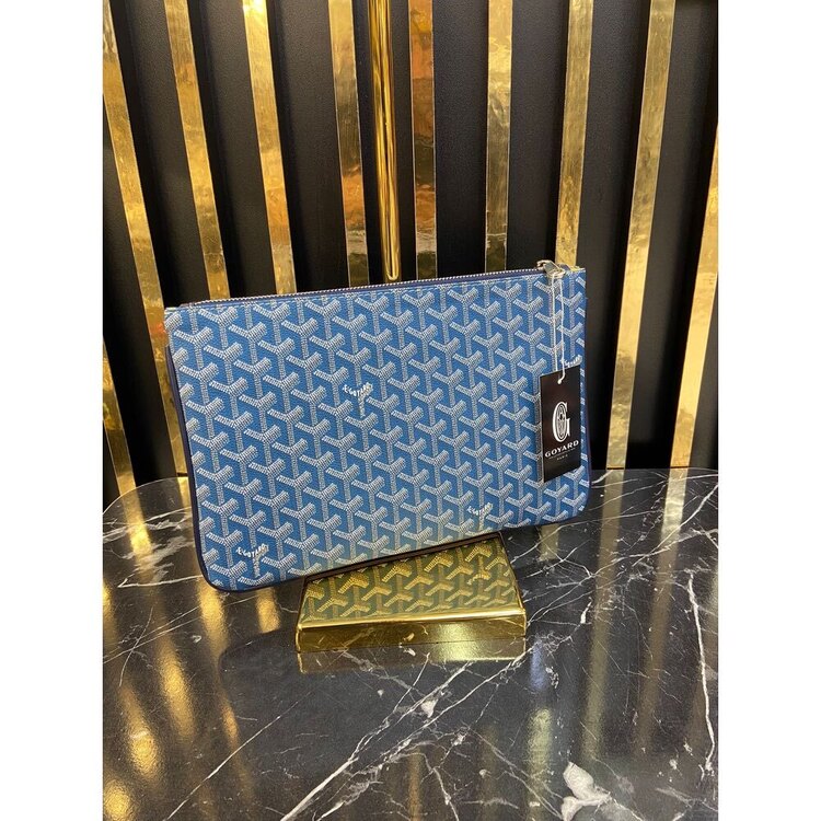 Goyard Clutch