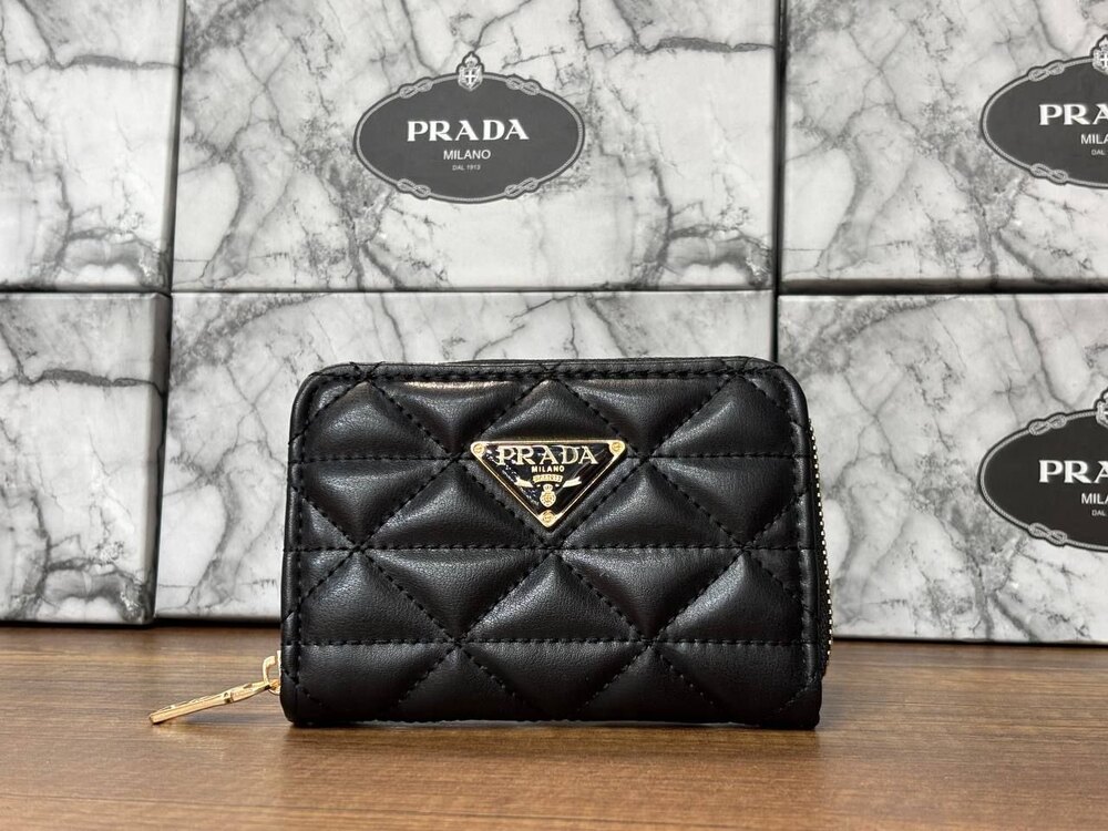 Prada cüzdan 