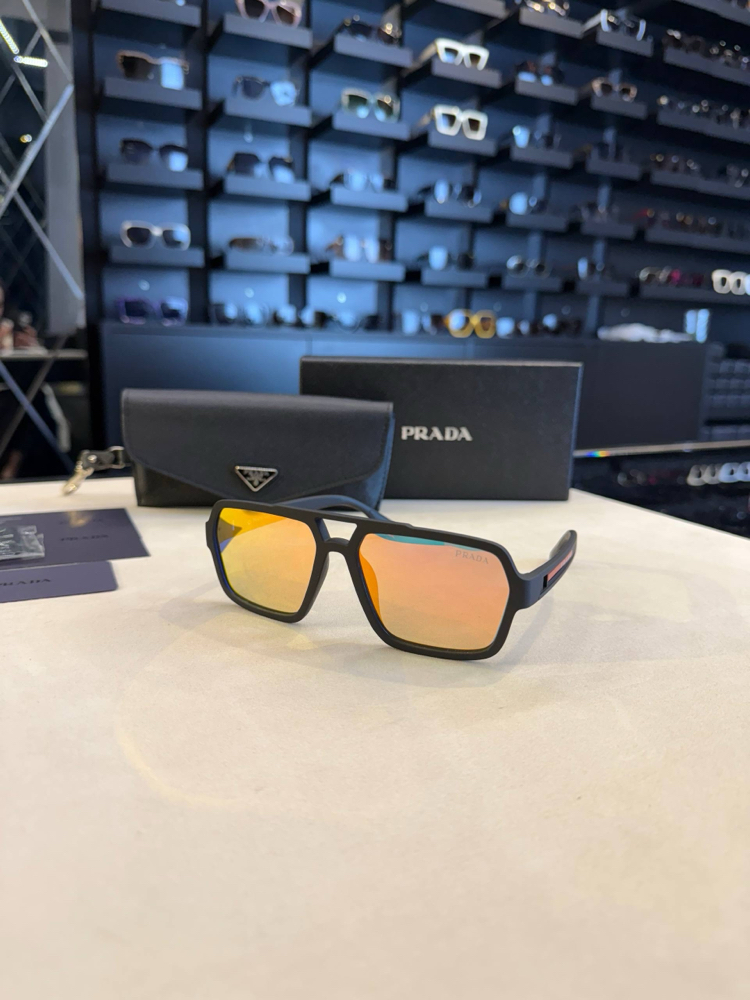 Prada gözlük
