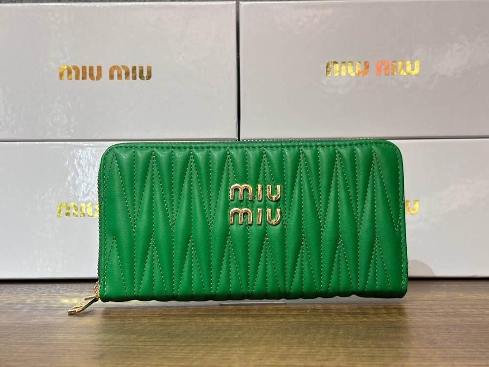 Miu miu cüzdan