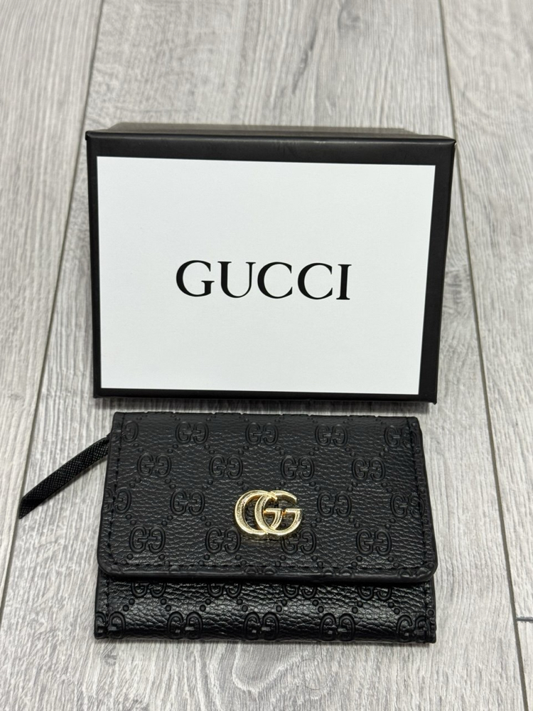 Gucci cüzdan