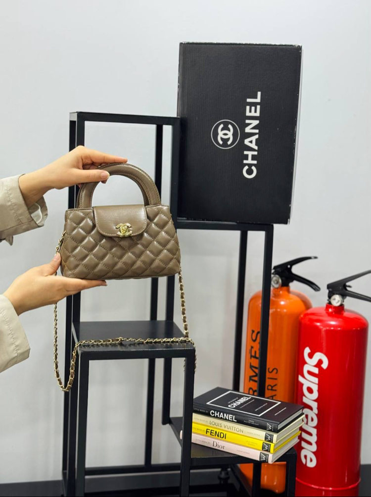 Chanel 