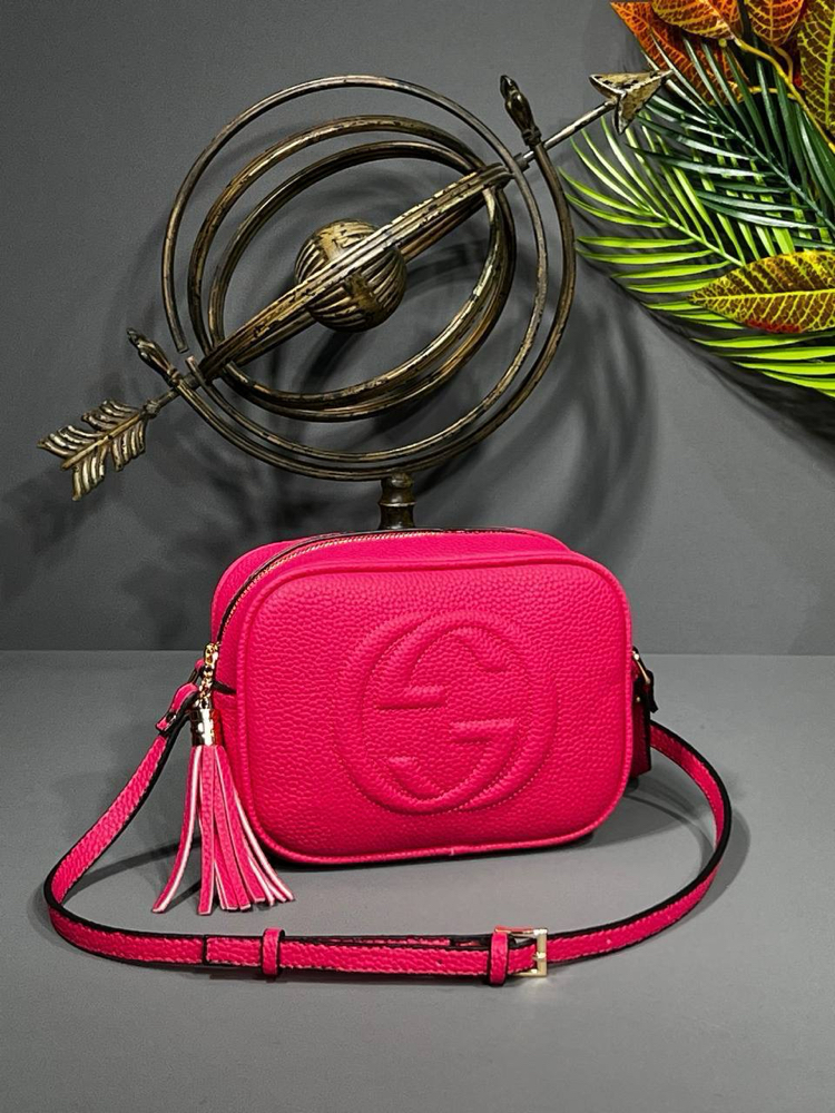 Gucci interlocking
