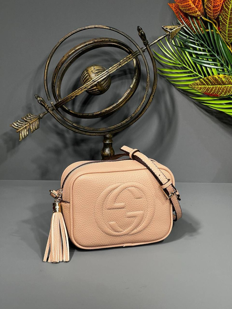 Gucci interlocking