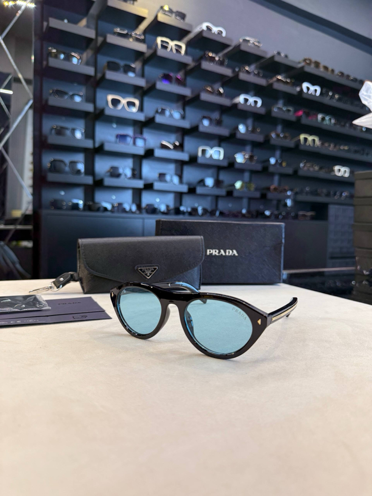 Prada gözlük
