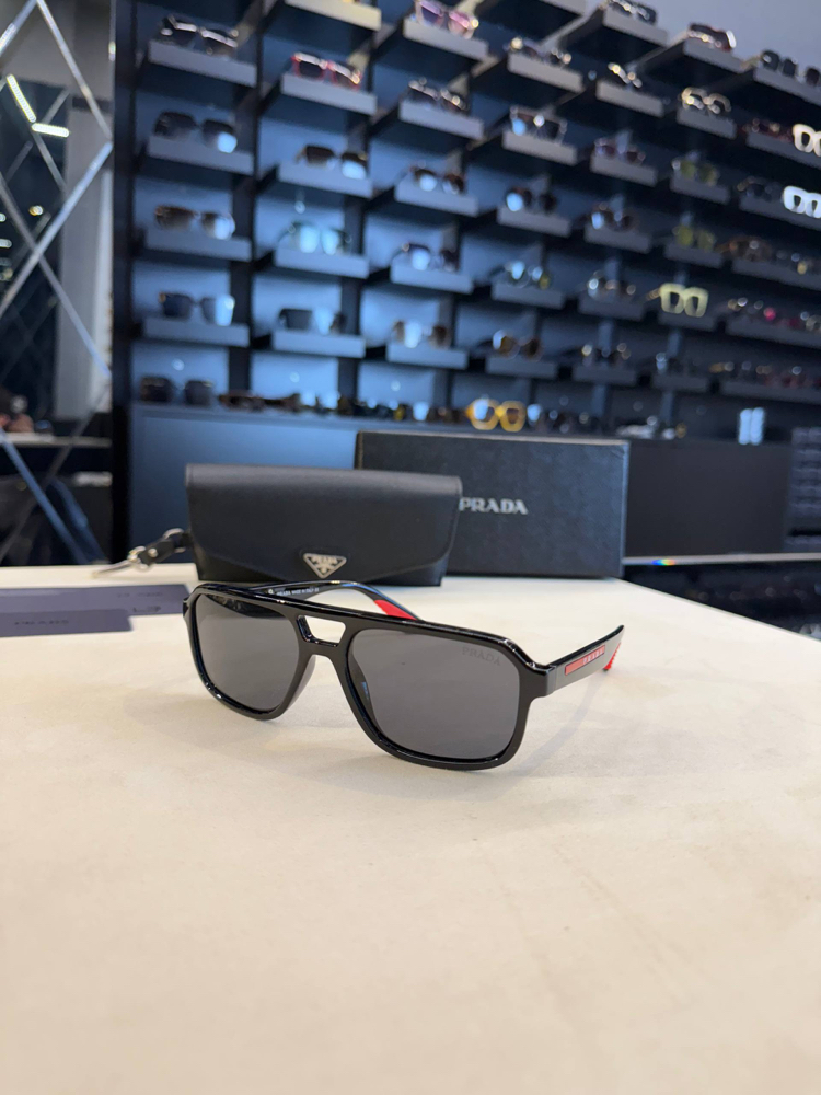 Prada men
