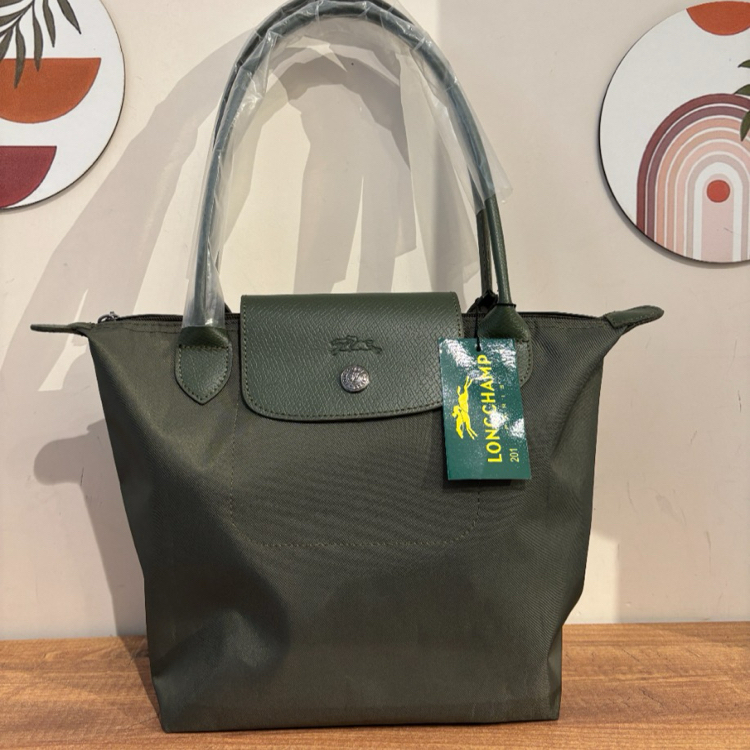 Longchamp 3 