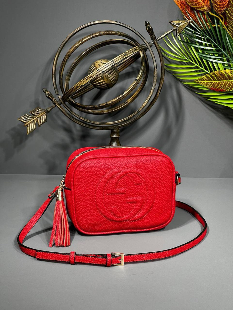 Gucci interlocking
