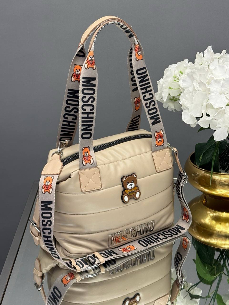 MOSCHINO