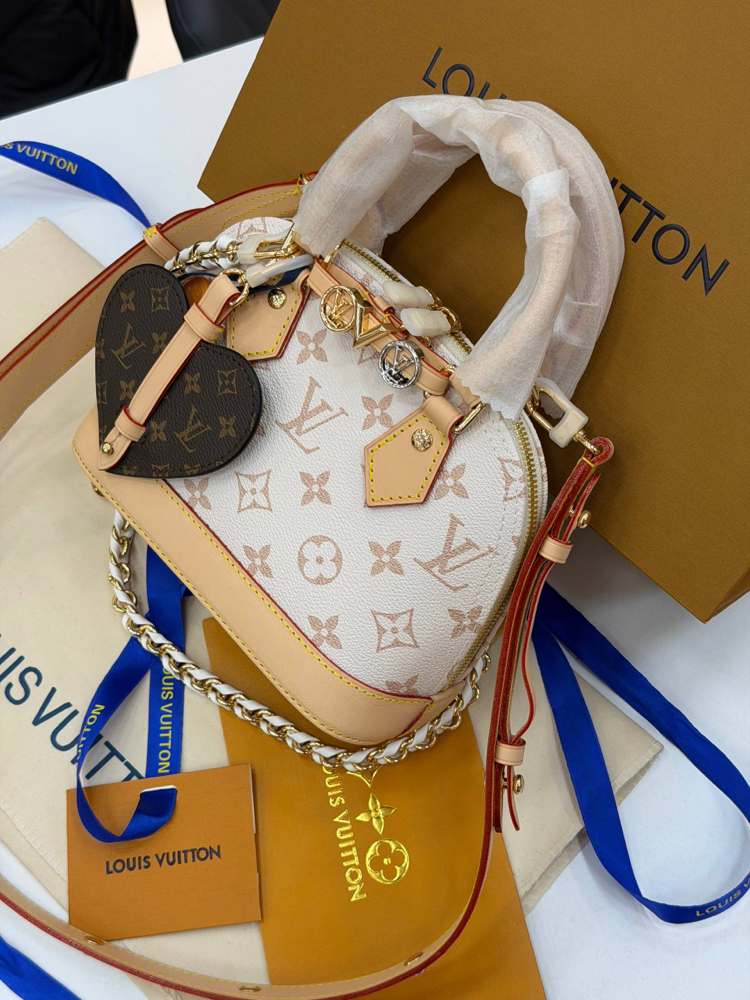 Premium LV alma bb
