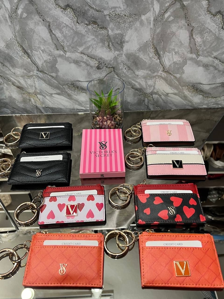 VICTORIAS SECRET kartlık