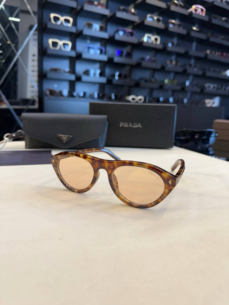 Prada gözlük