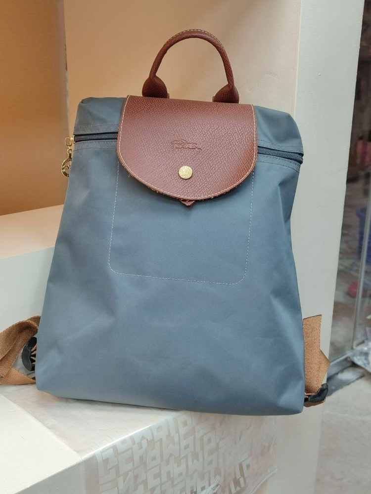 Longchamp