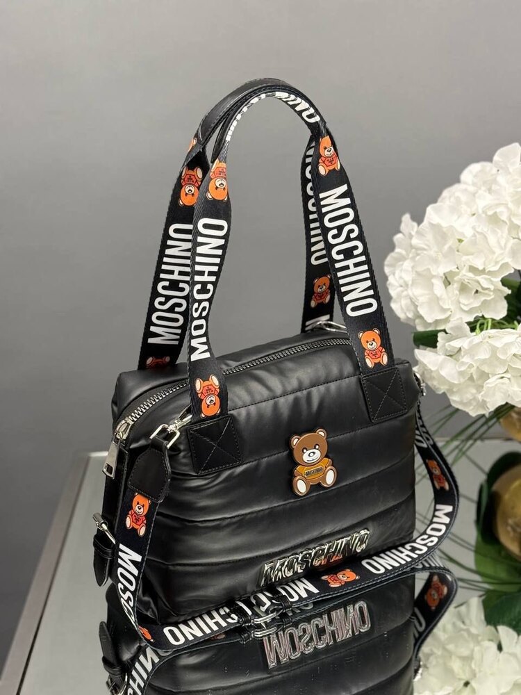 MOSCHINO