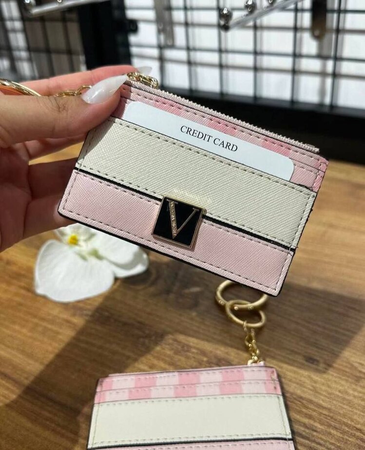 VICTORIAS SECRET kartlık