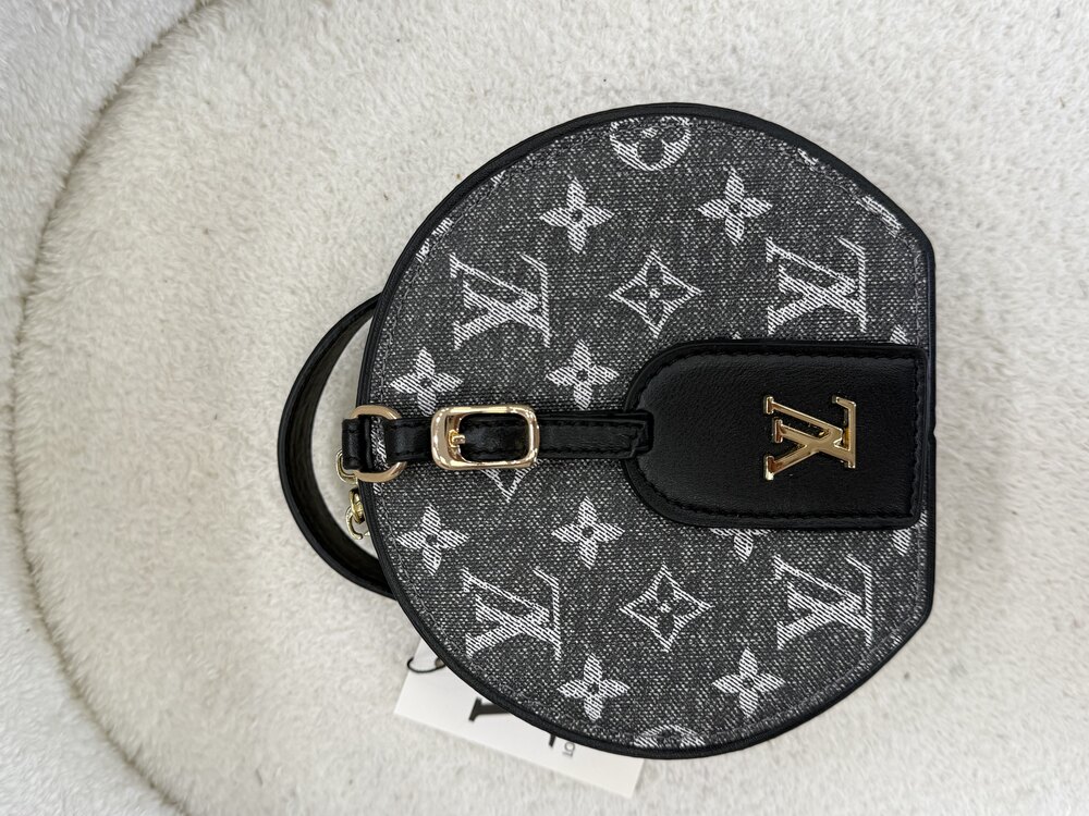 Lv Mini Boite Chapeau