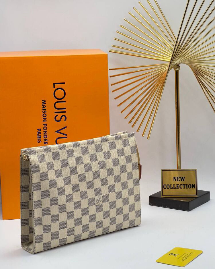 Lv clutch 