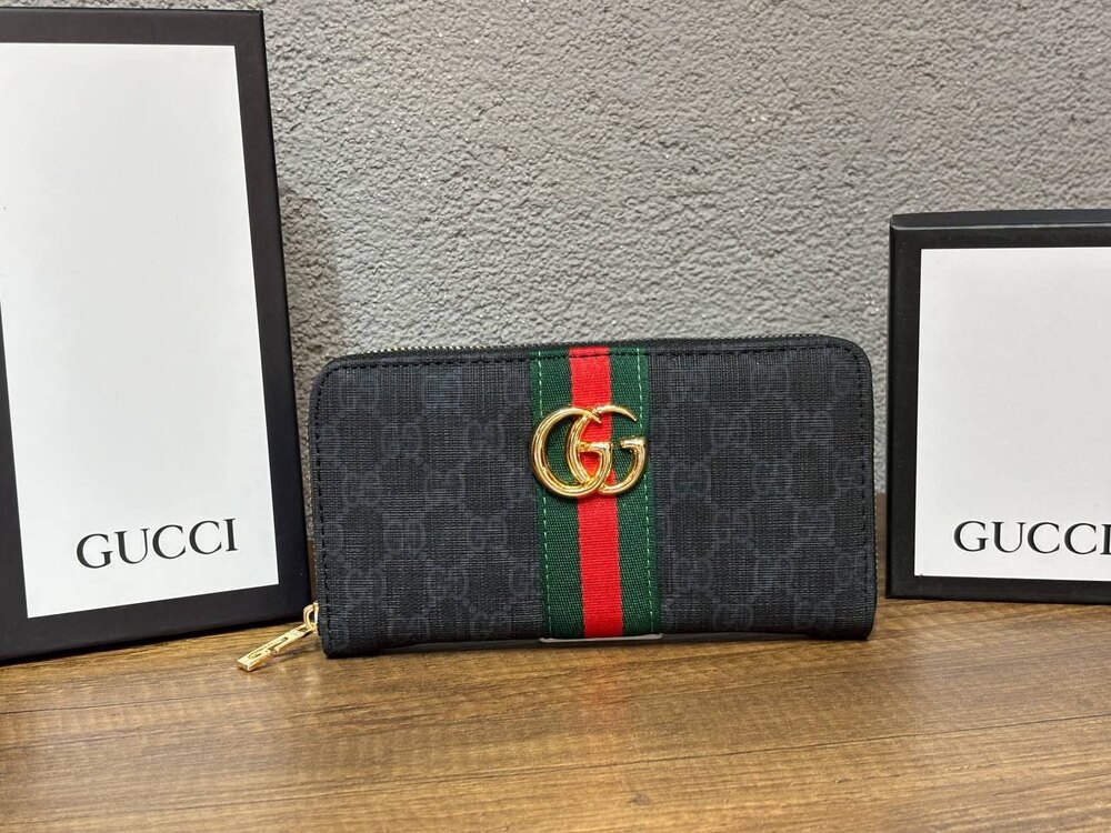 Gucci cüzdan