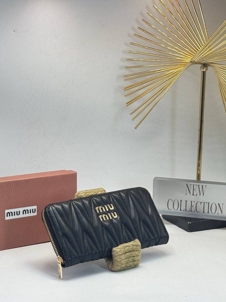 Miu miu cüzdan