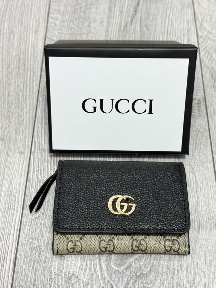 Gucci cüzdan