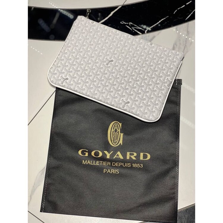 Goyard Clutch
