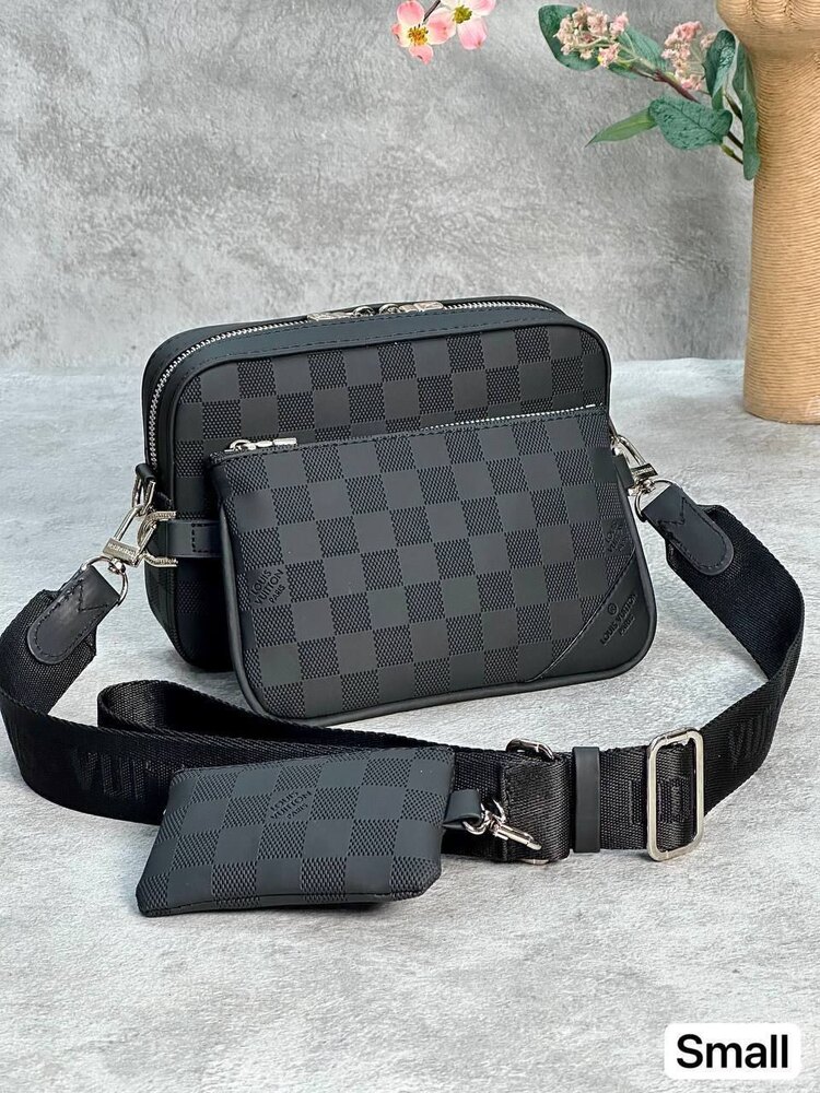 Lv - Trio Messenger Small