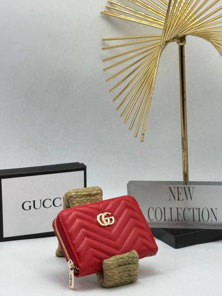 Gucci cüzdan