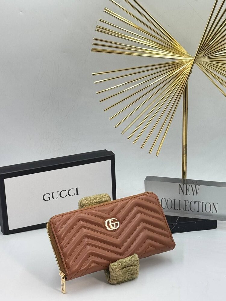 Gucci cüzdan