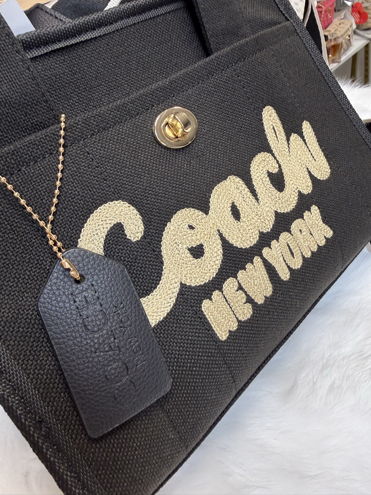  Coach 