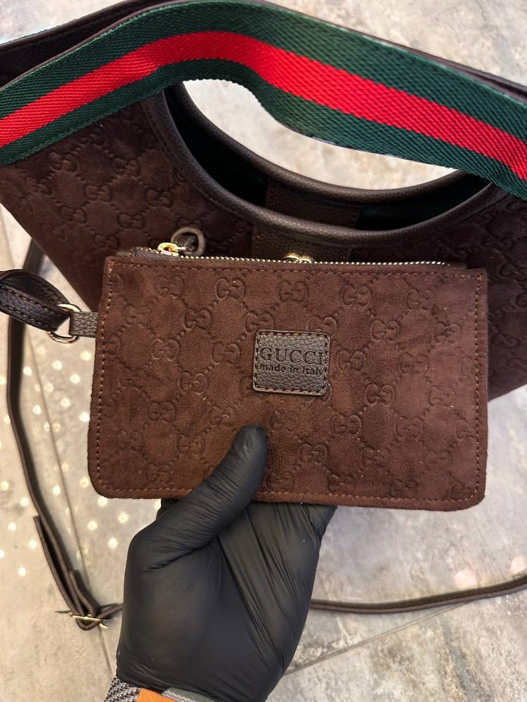 Gucci süet