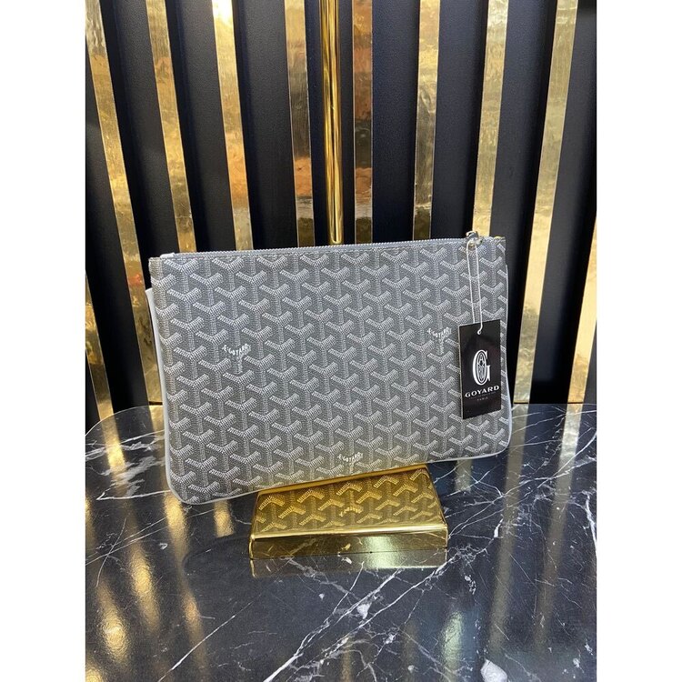 Goyard Clutch