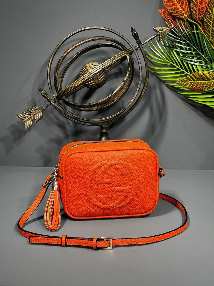 Gucci interlocking