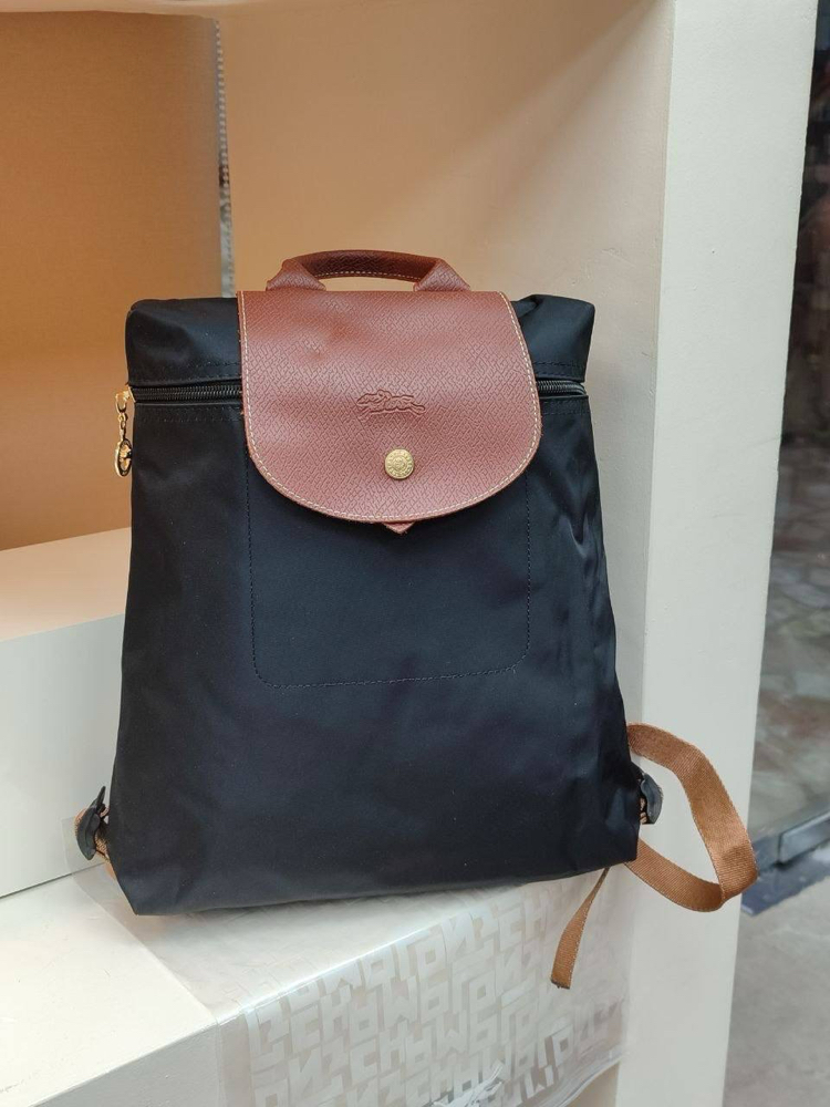 Longchamp