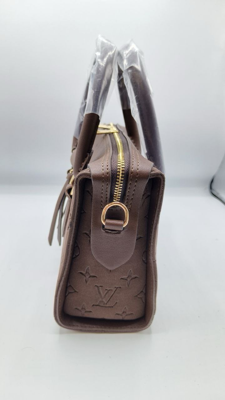 LV