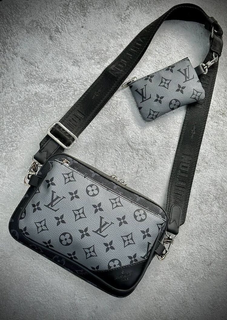 Lv - Trio Messenger Small