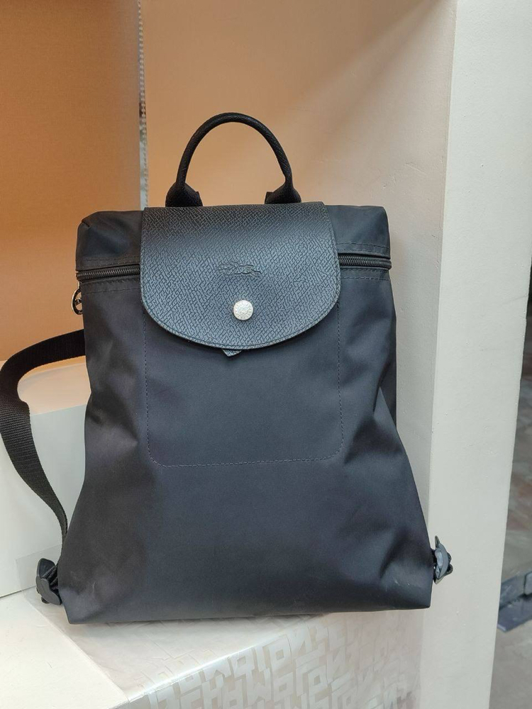 Longchamp