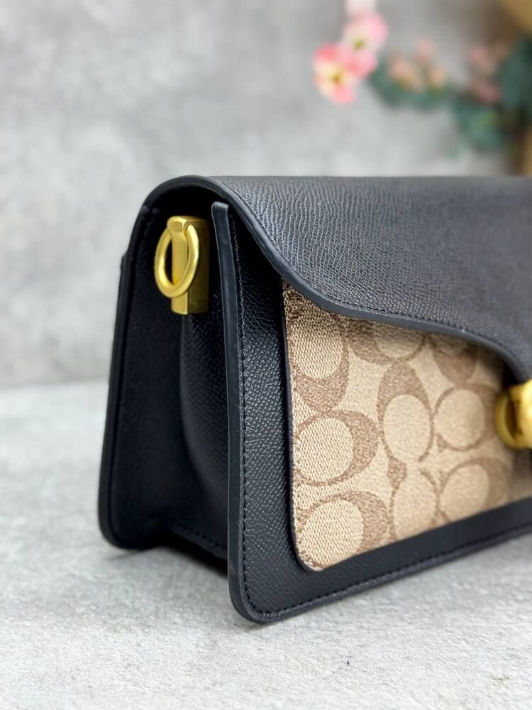 COACH - Tabby Medium